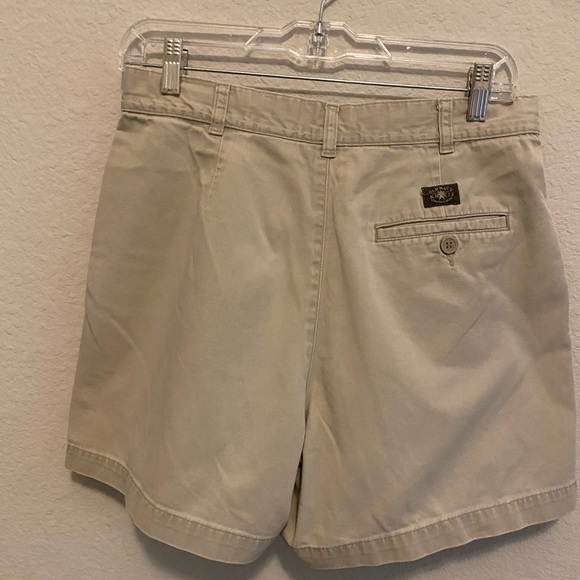Old Navy Shorts size 8 - Picture 2 of 3
